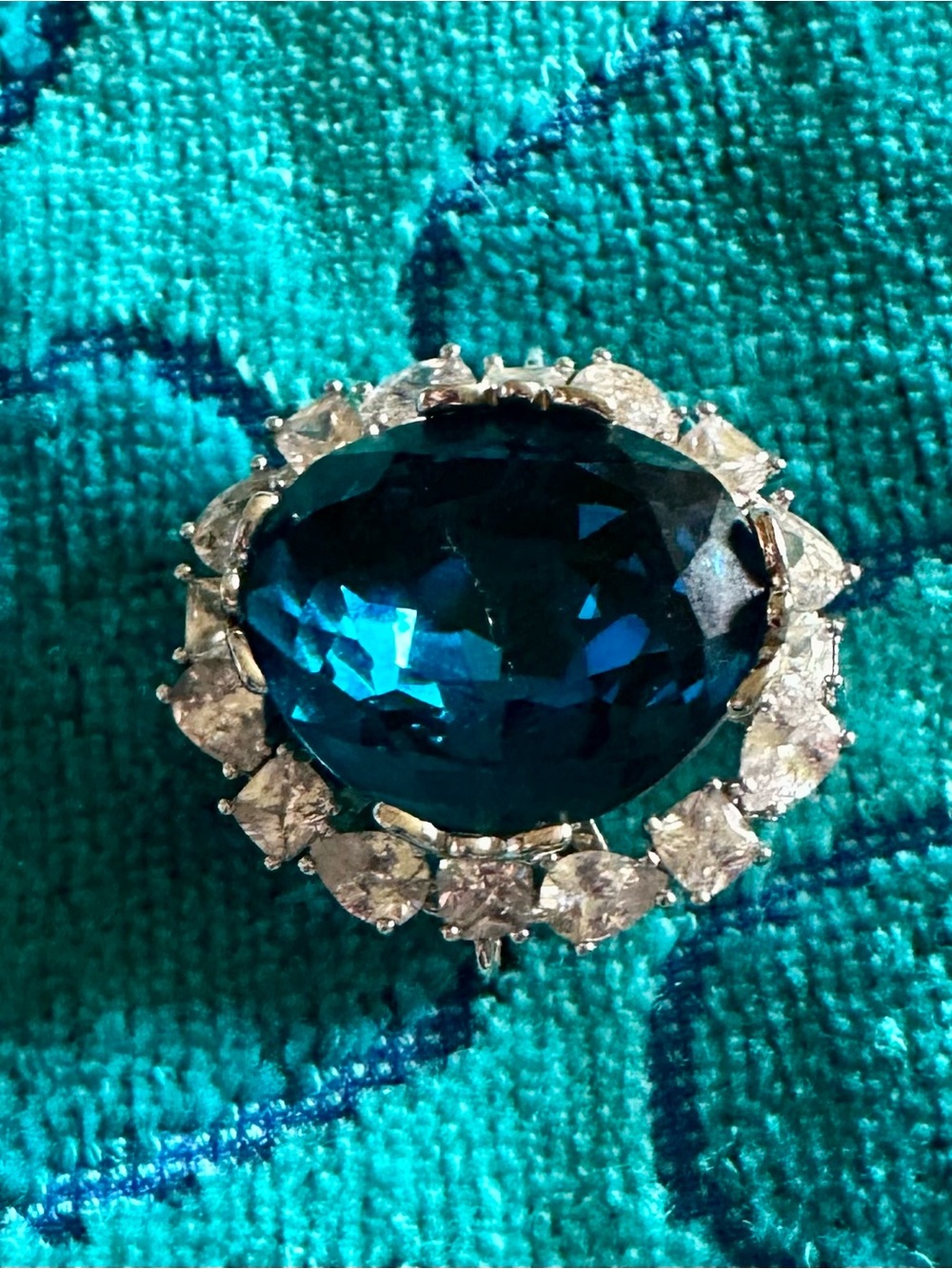 Beautiful blue Titanic  look pendant Women Jewelry huge